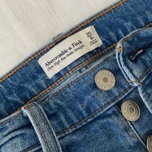 abercrombie jeans